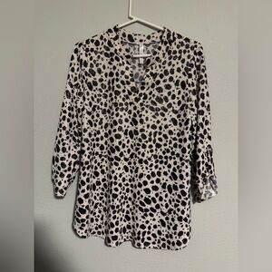 Dear Scarlett Black and White leopard print Blouse